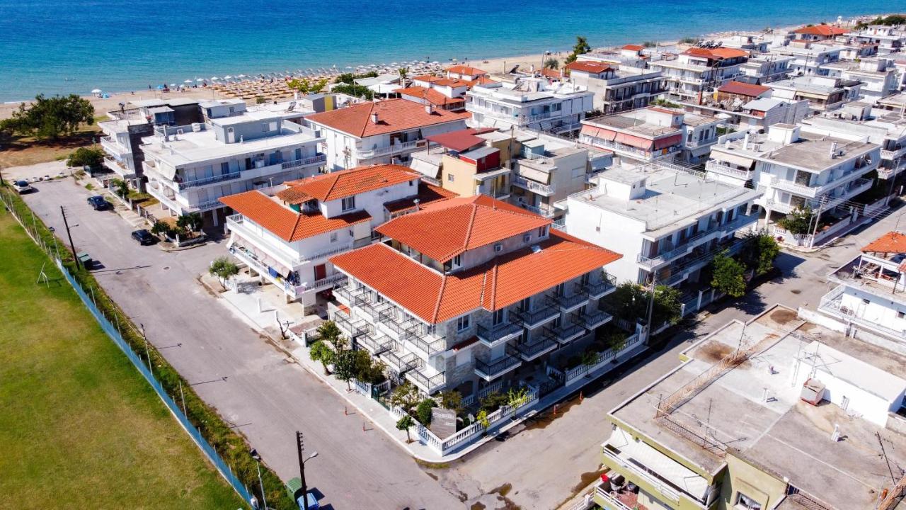 Dionisos Apartments Paralia Dionysiou Buitenkant foto