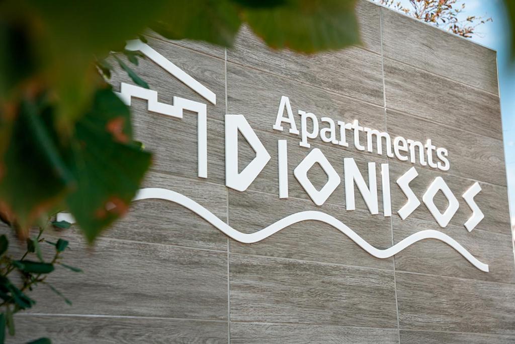 Dionisos Apartments Paralia Dionysiou Buitenkant foto